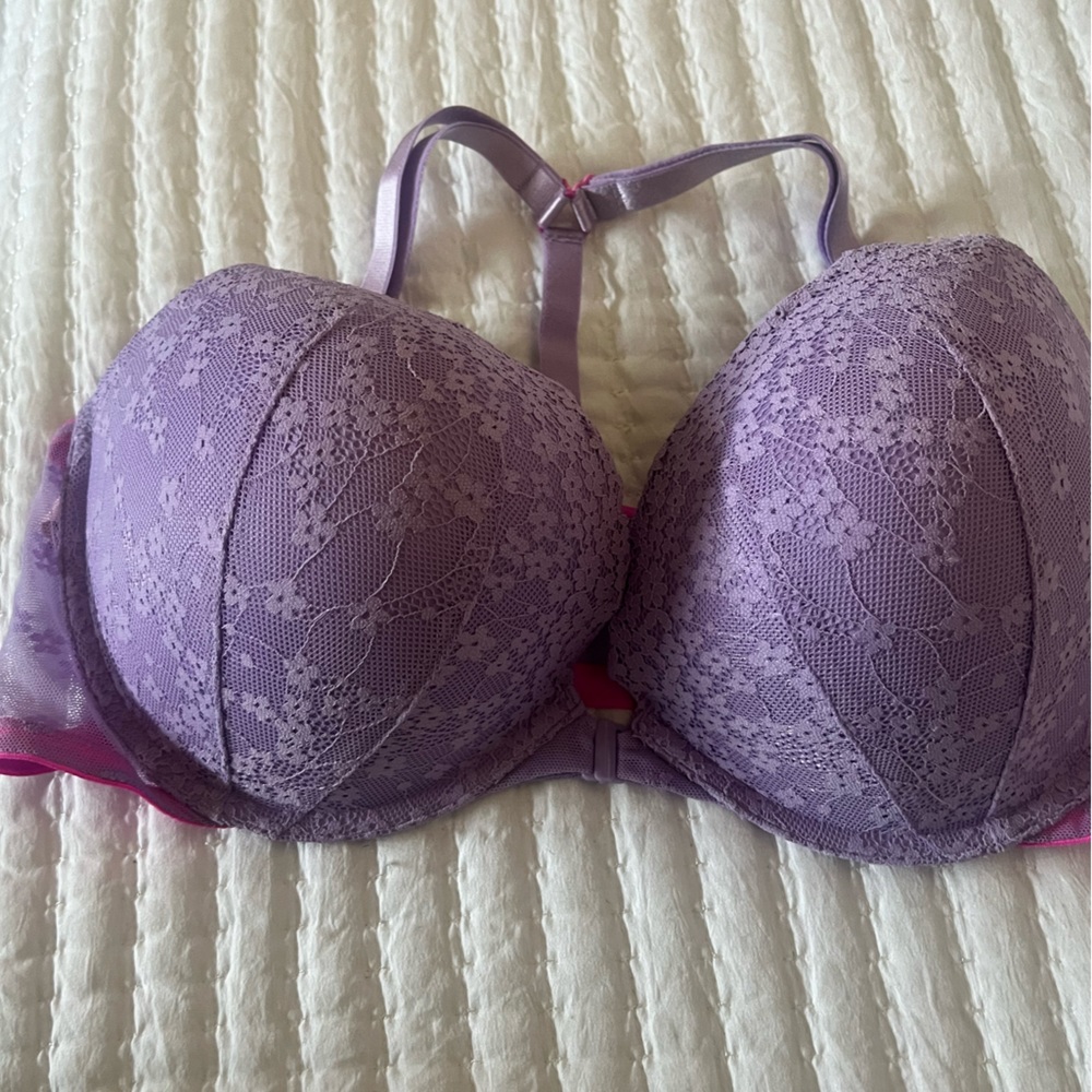 Victoria secret lightly lined semi bra 40DD